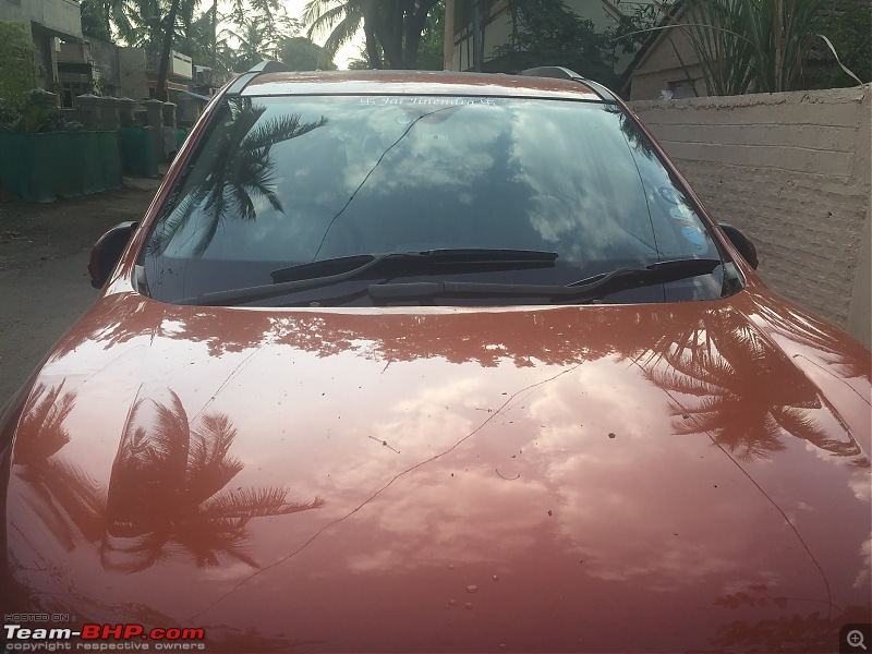 Ownership tales of Orange Cheetah, my 2015 Mahindra XUV5OO W10 FWD. EDIT: Sold after 150,000 km-dirtonbonnet.jpg