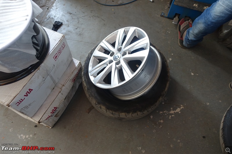 Carbon Steel Grey VW Polo GT TSI comes home! EDIT: 10000 km up + OEM bi-xenon headlamps upgrade!-tyre-removed-2.jpg