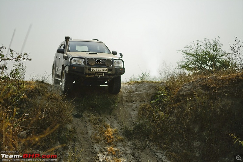 My Pre-Worshipped Toyota Fortuner 3.0L 4x4 MT - 225,000 km crunched. EDIT: Sold!-may-22-966.jpg