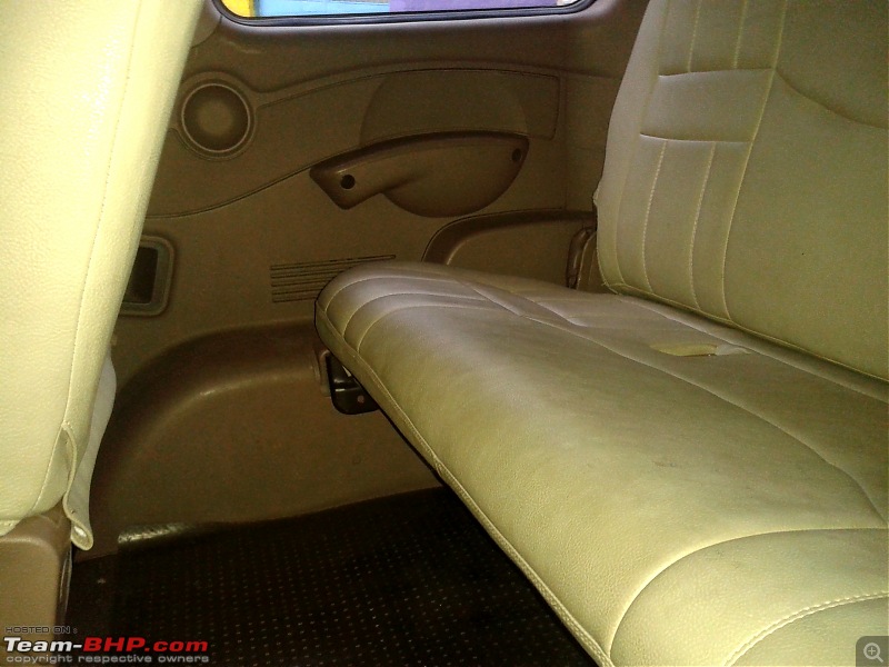 Mahindra Xylo Ownership Review @ 70000 kms-3rd-row-foot-rest.jpg