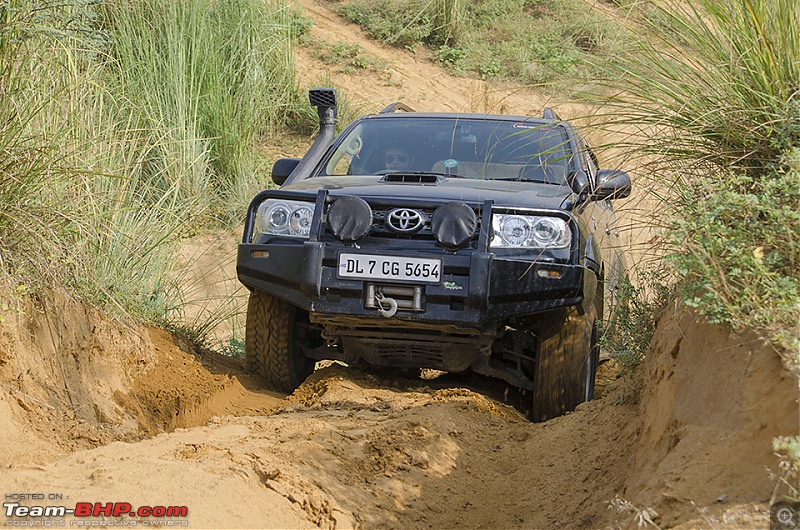 My Pre-Worshipped Toyota Fortuner 3.0L 4x4 MT - 225,000 km crunched. EDIT: Sold!-dsc_0354.jpg