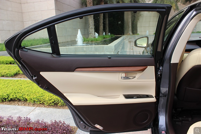 Lexus ES300h Ownership Review | EDIT: Bagheera celebrates 7 years and 76,000 kms-43.d3-rear-door.jpg