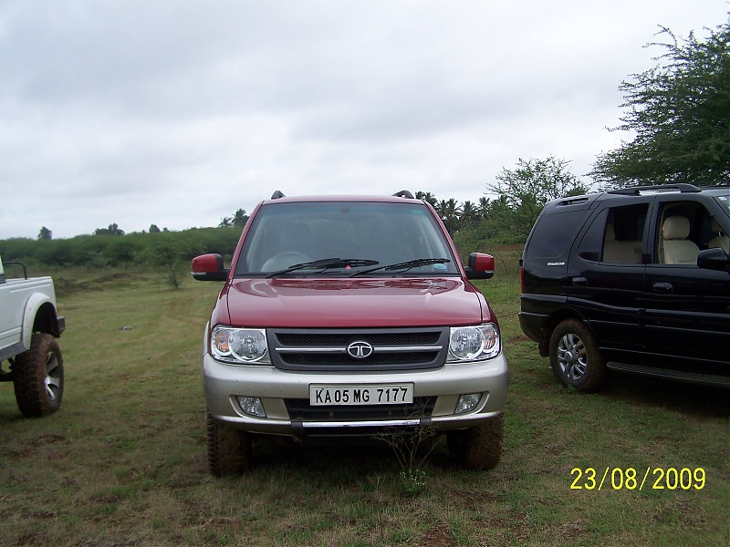 Tata Safari GX 4x4 Mineral Red | 98,000 km and counting | EDIT: Sold-100_3952.jpg