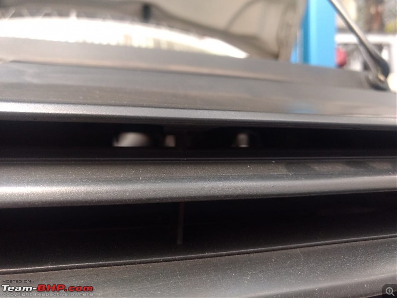 GT'ing around in my VW Polo TSI UPDATE: Let there be LIGHT! Halogen to BiXenon conversion!-airduct-3.jpg