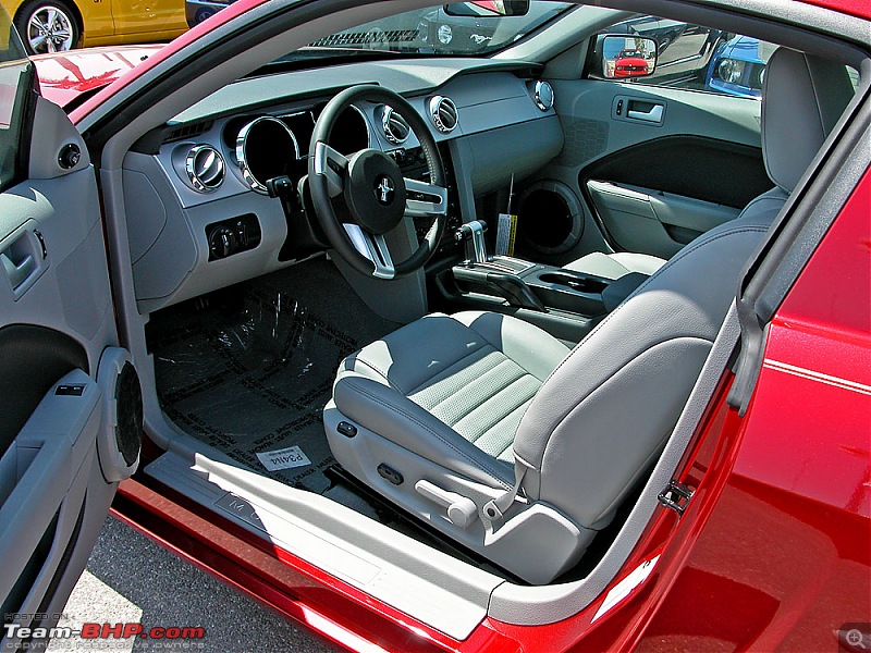 2006 Mustang GT: Ownership Experience (with photos)-mustang_interior.jpg