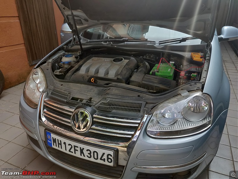 Our first tryst with Volkswagen | Ownership Review of our MK5 VW Jetta-battery-drain-finding.jpg