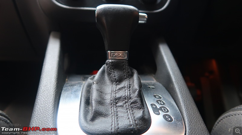 Our first tryst with Volkswagen | Ownership Review of our MK5 VW Jetta-leather-dsg-knob.jpg