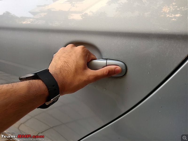 Our first tryst with Volkswagen | Ownership Review of our MK5 VW Jetta-indented-handles.jpg