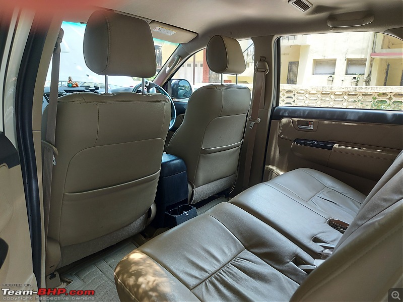 Long-term review of a 2014 Toyota Fortuner AT | Ageless Rockstar-fortuner_viewfrom_rearleftdoor.jpg
