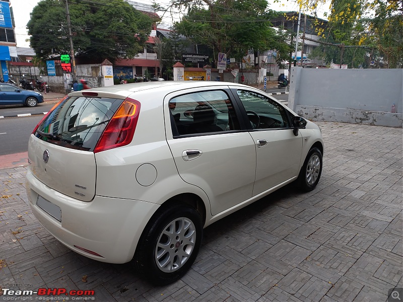 A thin line between genius and insanity - Fiat Grande Punto 90HP - 2,00,000 km up! Edit: Sold-20220321_100933.jpg