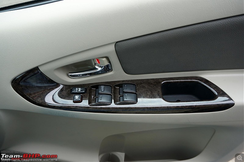 Long-term review of two Toyota Innovas | The champion stands tall where others fall-innova2013_driverdoorpanel.jpg