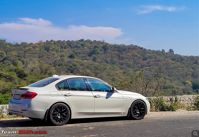 Red-Hot BMW: Story of my pre-owned BMW 320d Sport Line (F30 LCI). EDIT: 90,000 kms up!-white330i.jpg