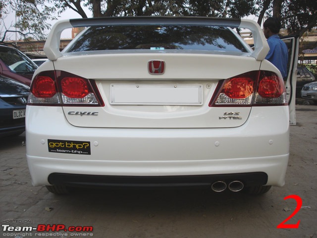 133 PS of pure pleasure - new Honda Civic S (Tafeta White)-back_civic_2.jpg