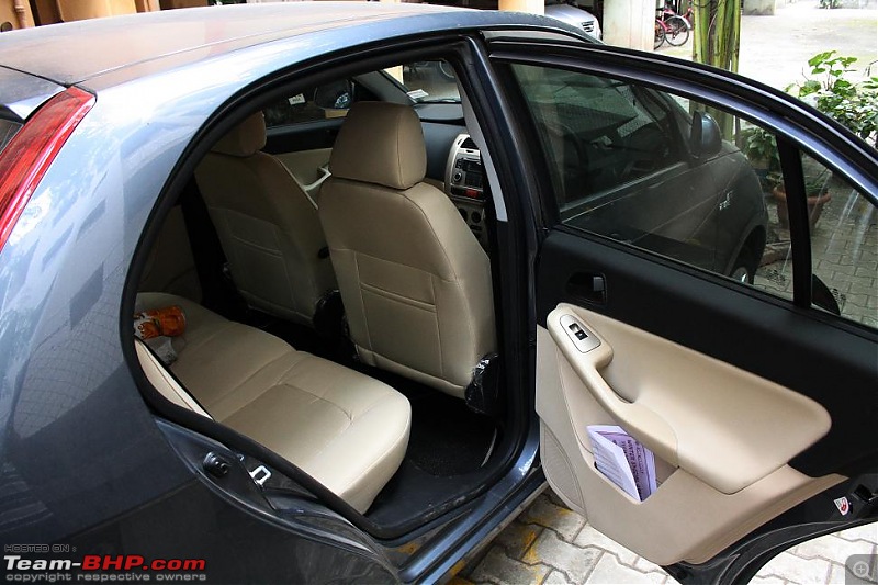 Indica Vista DT4 QJD Aura ABS - Drive it to believe it!!-rear_inside.jpg