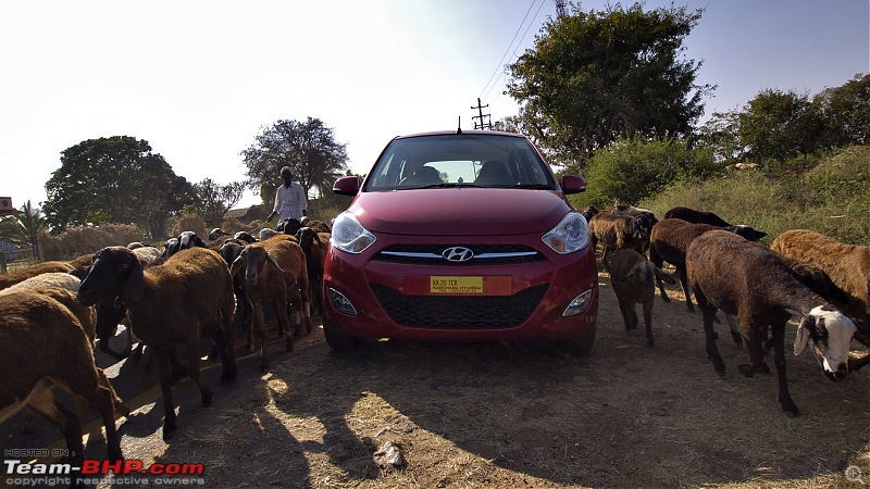 Finally a modern hatch: Hyundai i10 Sportz AT-p2090569.jpg