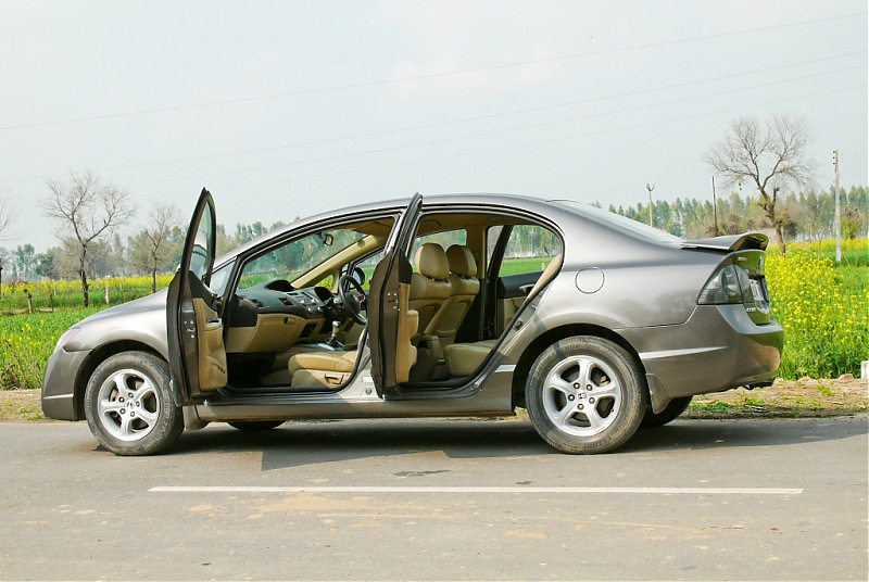 My Grey Shark: Honda Civic V-MT. 142,500 kms crunched. EDIT: Sold!-17.jpg