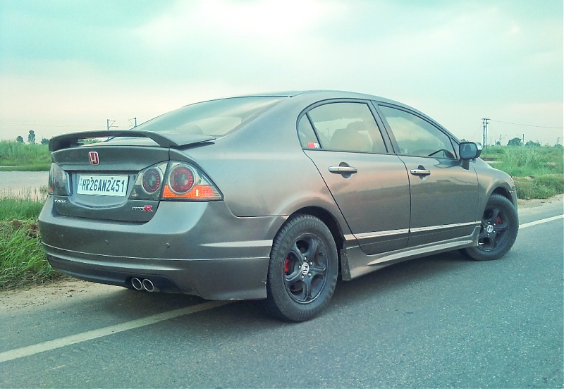 My Grey Shark: Honda Civic V-MT. 142,500 kms crunched. EDIT: Sold!-dsc_1106.jpg