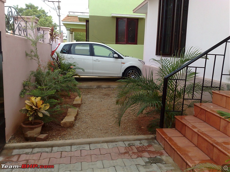 My new Ford Figo TDCi Titanium - Diamond White-02092011114.jpg