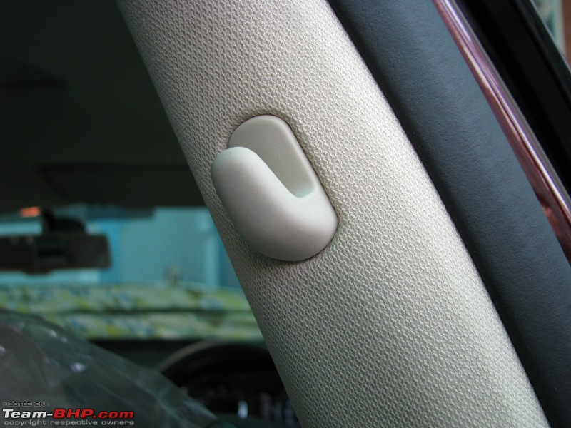 Skoda Superb - A tryst with destiny-7-superb-backseat-hooks.jpg