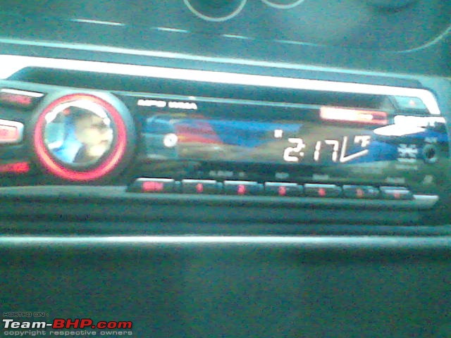 TATA SAFARI - Journey of a thousand miles begins with the first step-stereo-closeup.jpg