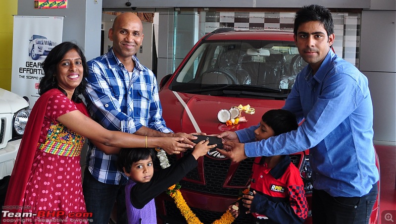 The "Duma" comes home - Our Tuscan Red Mahindra XUV 5OO W8 - EDIT - 10 years and  1.12 Lakh kms-dsc_0846.jpg