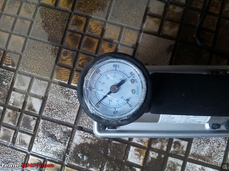Tyre pressure gauge and portable inflator pump / foot pump-20131113_081340.jpg