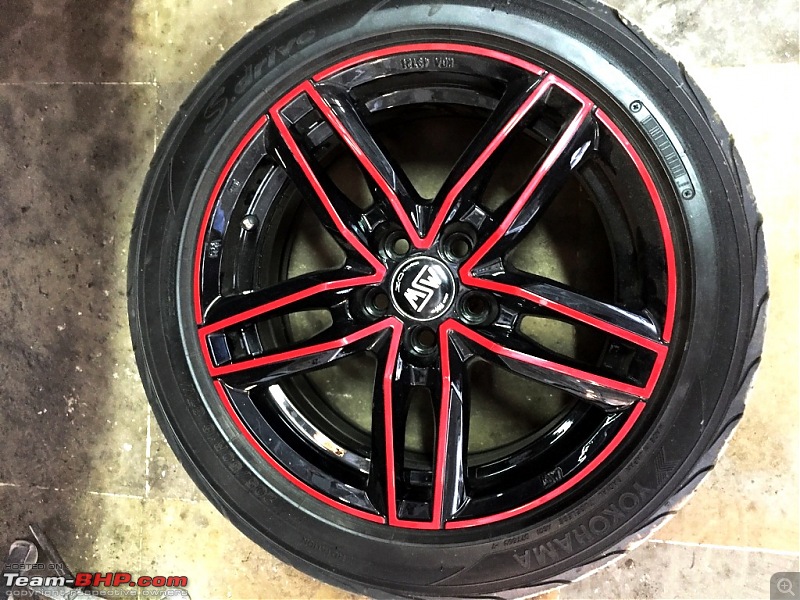 My VW Polo GT TSI - Modified-wheels-black-red.jpg