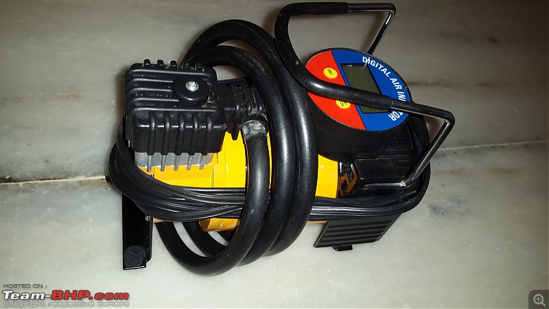Tyre pressure gauge and portable inflator pump / foot pump-20151130_115444.jpg