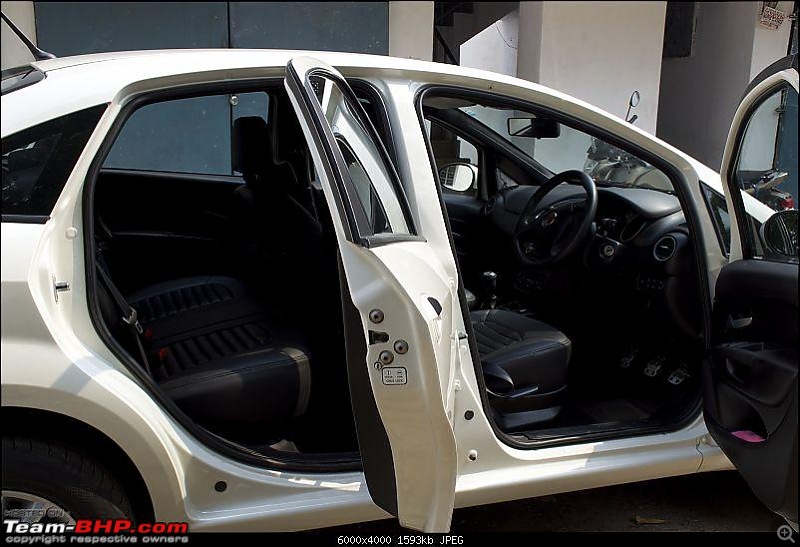 My Fiat Linea T-Jet gets Alcantara & Leather interiors-dsc_0014min.jpg