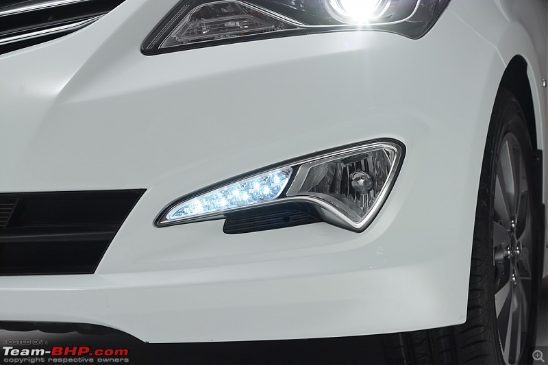 Auto Lighting thread : Post all queries about automobile lighting here-hyundaisolarisfacelift2014moscowliveleddrl1.jpg