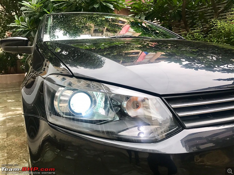 Auto Lighting thread : Post all queries about automobile lighting here-headlight-close.jpg