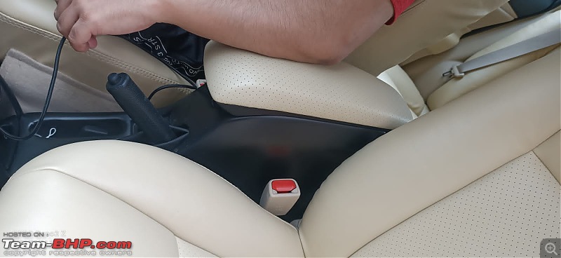 Modifying a Toyota Yaris | Driver armrest, lights and more-405a2ffc149448a6890cecb34e324886.jpeg