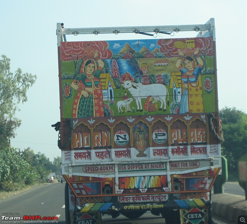 Pics of weird & wacky mod jobs in India!-truck1.jpg