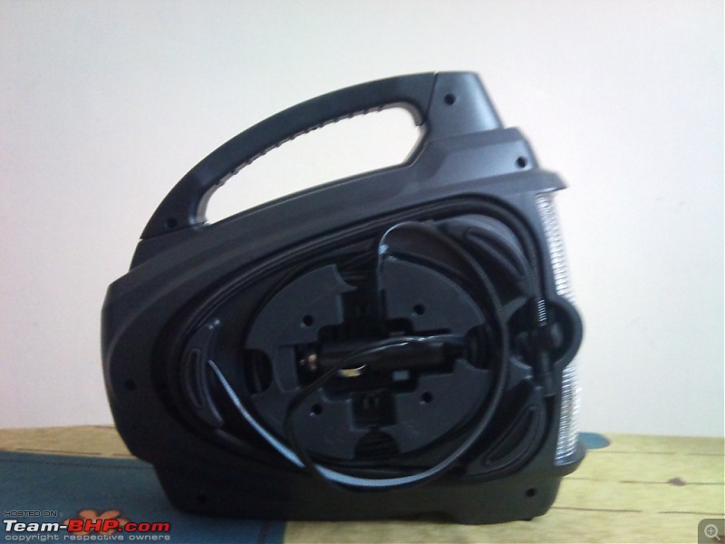 Tyre pressure gauge and portable inflator pump / foot pump-resized2005.jpg