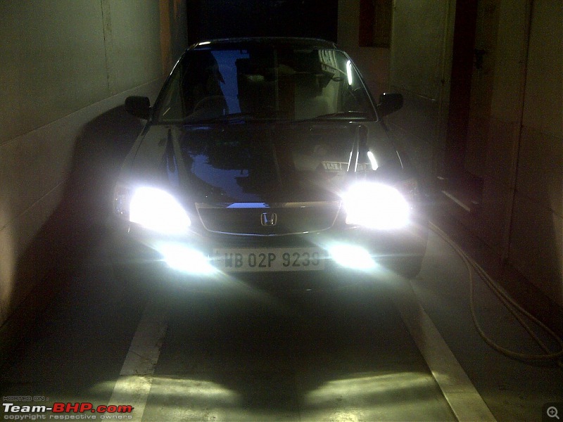 Philips India launches Daytime running lamps & an In-cabin Air purification system-img2012071200549.jpg