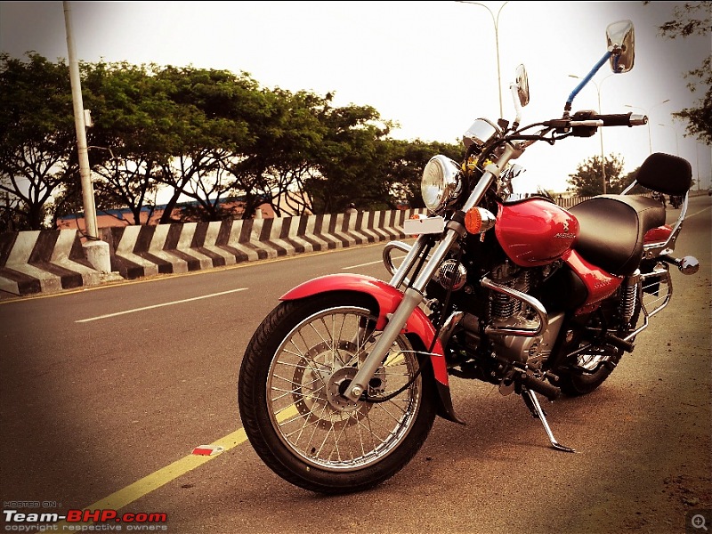 Bajaj Avenger 220 - Comfortable Cruiser-styling.jpg