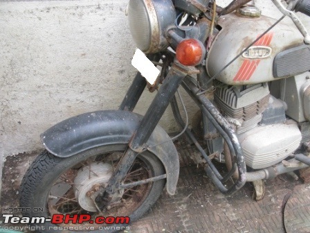 Alternative Parts list for Jawa/Yezdi-yezditoberestored-front.jpg