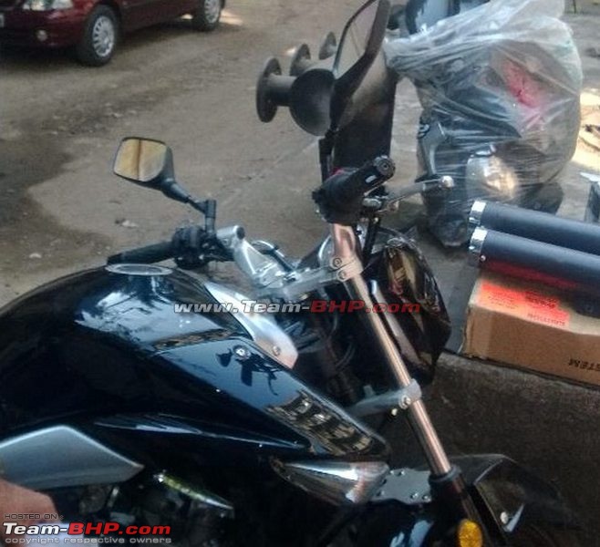 Suzuki Inazuma 250cc launched. *UPDATE* Price slashed by 1 lakh!-photo-dec-19-3-29-33-pm.jpg