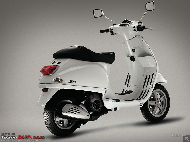 Vespa SX for 2014?-piaggiovespasportpressshotrear.jpg