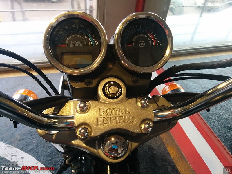 My foray into the biking world - Royal Enfield Thunderbird 500. EDIT: Charger DIY too-odoconsole.jpg