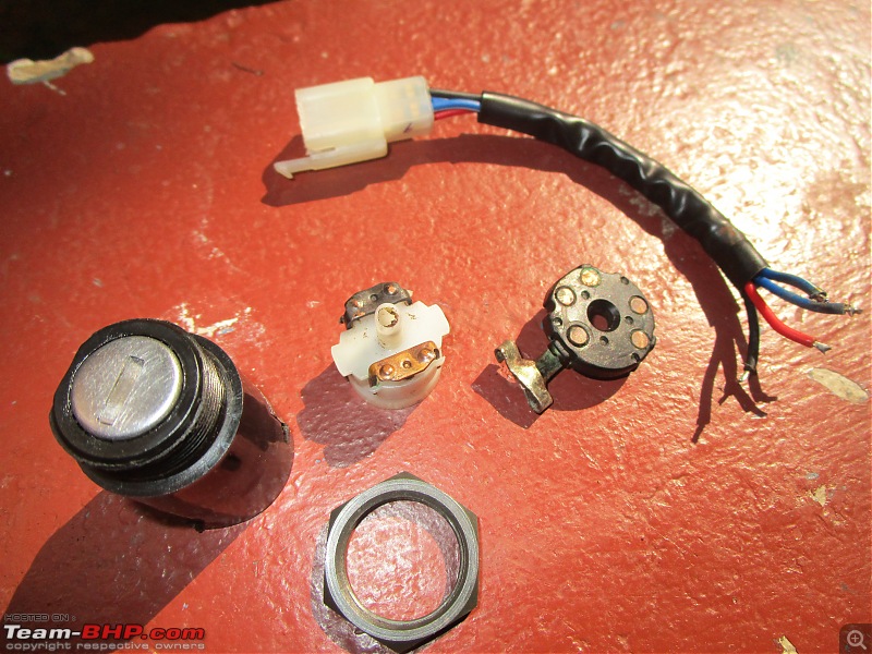 DIY: Royal Enfield Bullet - Ignition key assembly cleaning / replacing-042.jpg