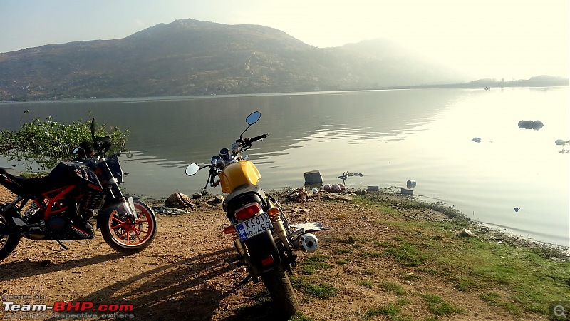 Royal Enfield Continental GT 535 : Ownership Review (29,000 km and 7 years)-lake2.jpg