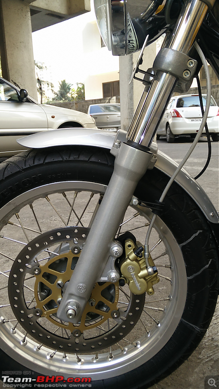 Me, myself and the Enfield Continental GT-brakes_front.png