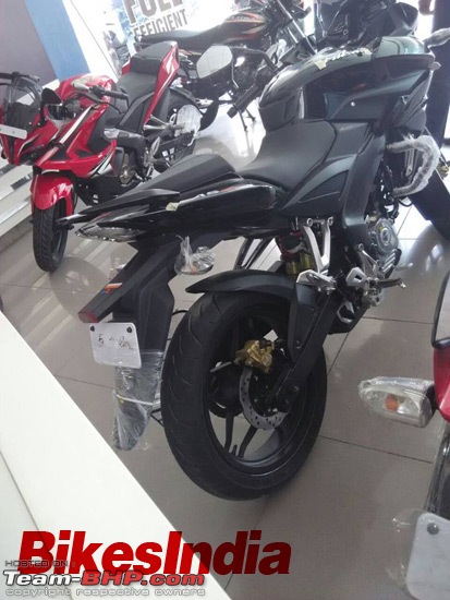 Bajaj Pulsar AS200 spotted testing EDIT: Now launched at Rs. 91,550-as8.jpg