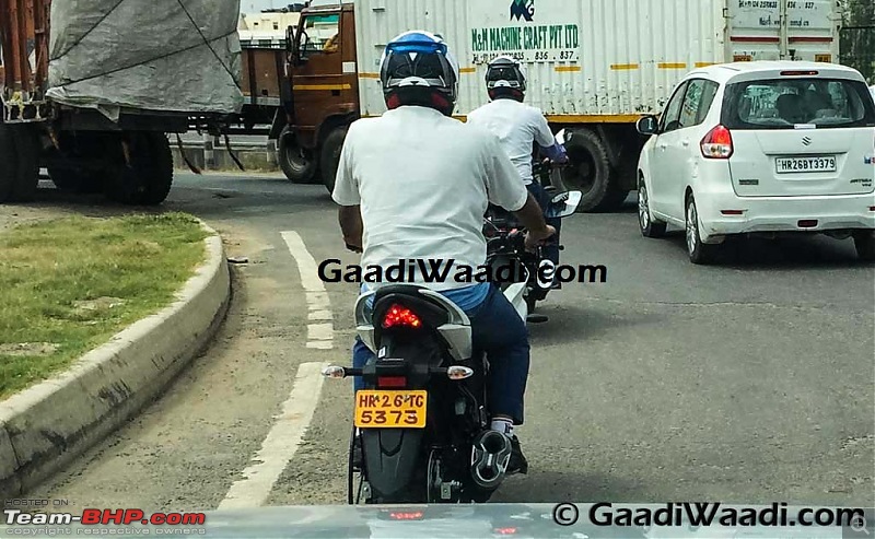 Suzuki Gixxer, Gixxer SF with rear disc brake spotted on test. EDIT: Now launched-gx2.jpg