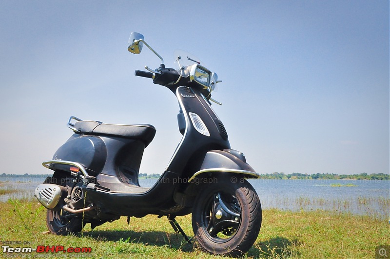 Our Matt Black Vespa S 125: Pricey, but exclusive-dsc_4304.jpg