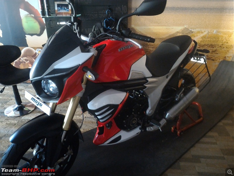PIC : Mahindra's Mojo 300cc caught testing near Pune. EDIT: Now Launched-p_20151107_163515.jpg