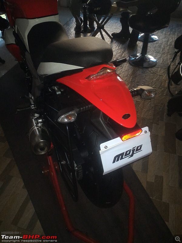 PIC : Mahindra's Mojo 300cc caught testing near Pune. EDIT: Now Launched-p_20151107_163545.jpg
