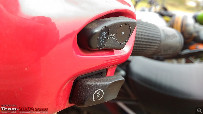 My li'l red riding hood, the Vespa LX125. 3 years & 12,000 km up-p_20160107_1139511.jpg