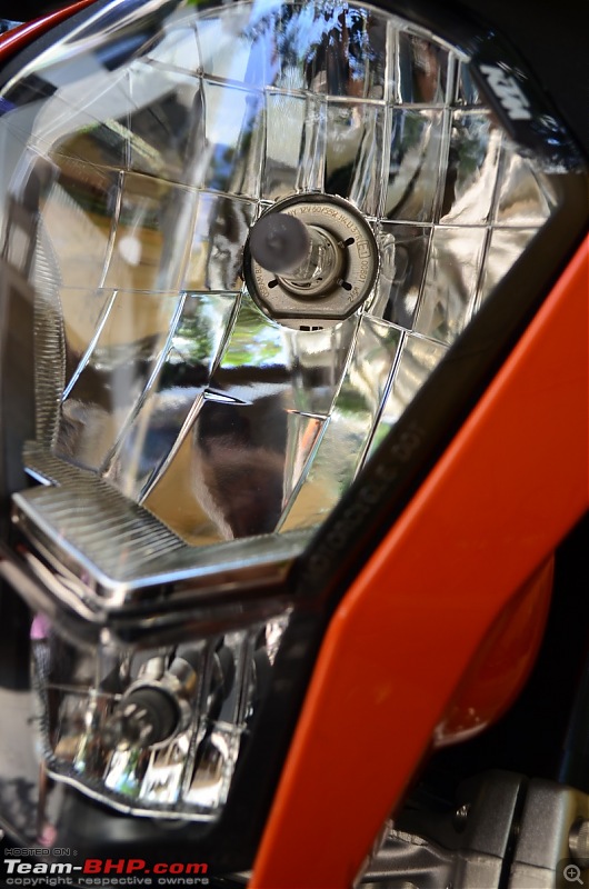 From XUV500 to Ertiga to Avenger to KTM Duke 200! How I fell in love with Orange-010-head-lamp02.jpg